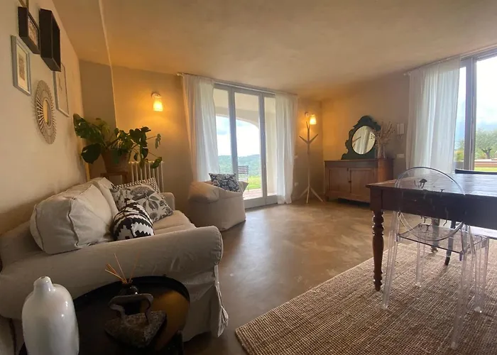 Casa Il Colle Con Piscina Privata Сasa de vacaciones Strada in Chianti